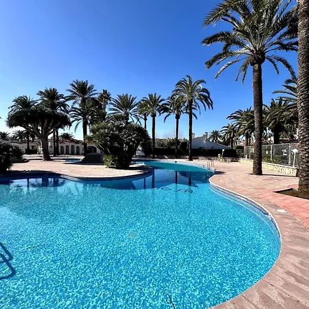 El Palmar, Lydia Suset Дения